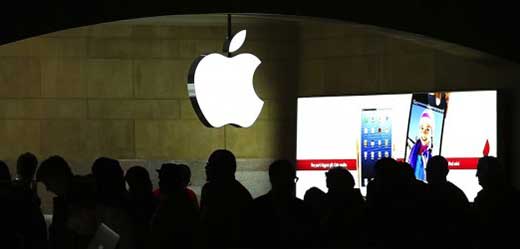 Apple : vers une sortie conjointe iOS 7 et iPhone 5S ?