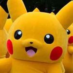 Illustration - Une parade de Pokémon «Pikachu» à Tokyo, le 14 août dernier. Le célèbre jeu Nintendo va être décliné pour iPad.