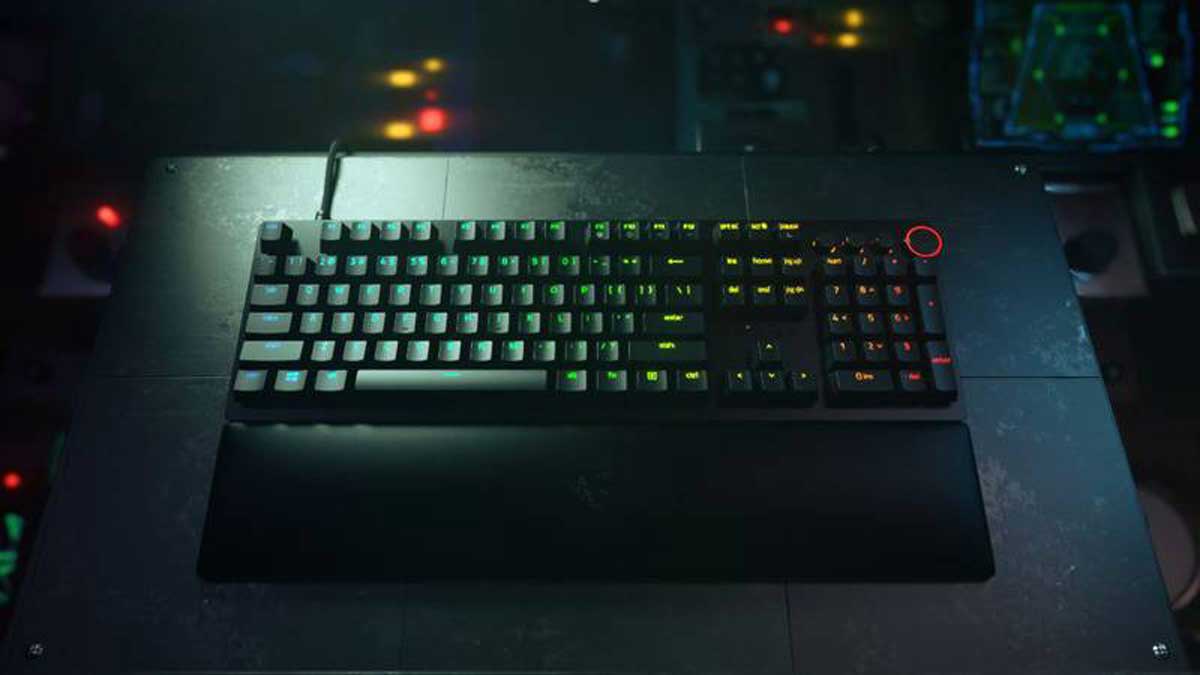 Razer a dévoilé le Huntsman V2, le clavier de jeu le plus rapide du monde