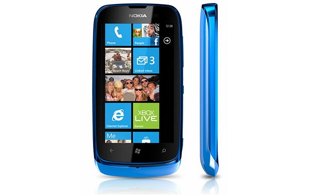 Le Nokia Lumia 610 sera disponible en France‎ à partir de 249 euros.