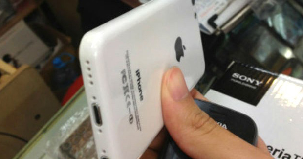 iPhone 5C : une existence confirmée par Amazon