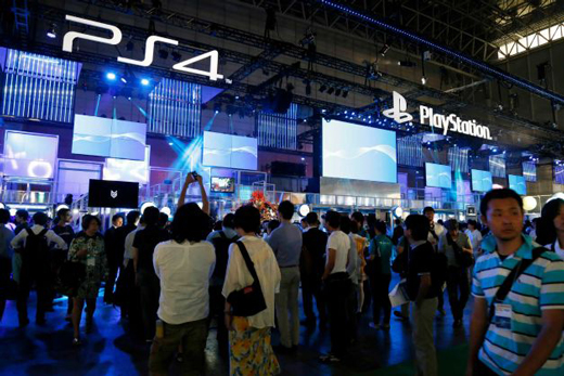 Sony espère vendre 5 millions de PlayStation 4 d'ici mars 2014