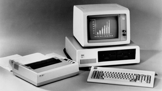 IBM PC 5150 mis au point par William C. Lowe et son équipe le 12 août 1981