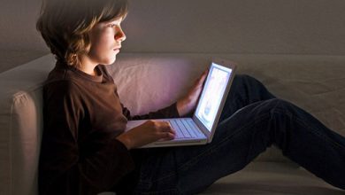 D’après les statistiques, 53% des jeunes de 15 à 24 ans ont déjà surfé sur un site pornographique.