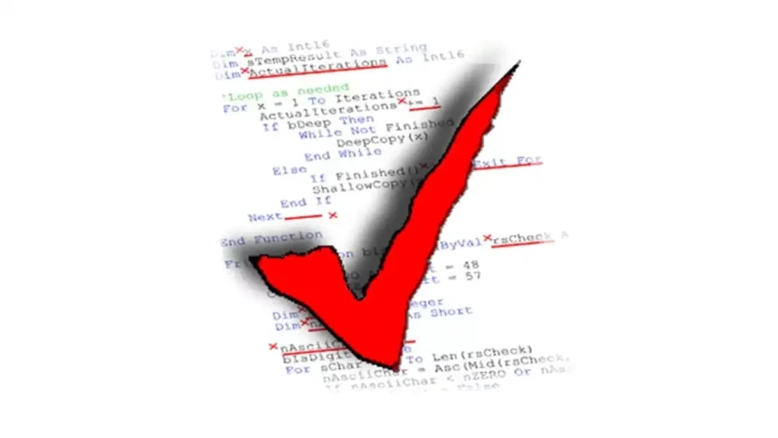 Une coche rouge sur un code source, symbolisant la validation et le respect des standards