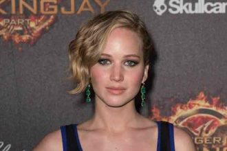 Soixante photos dénudées de l'actrice américaine Jennifer Lawrence ont été piratées puis publiées sur le Net.