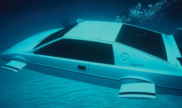 La Lotus sous-marine de James Bond est en vente sur eBay