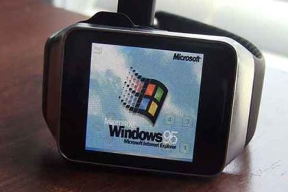 Android Wear : installer Windows 95 sur votre montre connectée, c'est possible