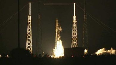 spacex lancement reussi de dragon atterrissage rate du premier etage