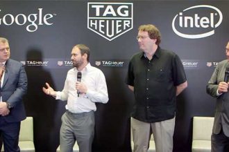 TAG Heuer passe à l'heure du connecté avec Google et Intel