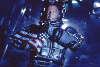 Bruce Willis à la surface d'un astéroïde qui menace la Terre.
