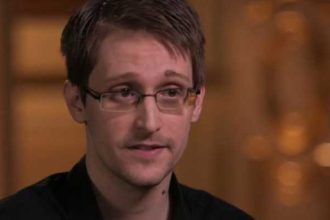 L'ancien consultant de la NSA Edward Snowden interviewé dans l'émission.