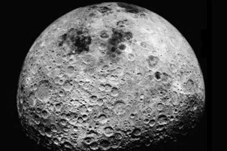 La surface de la Lune.