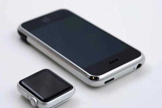 L'iPhone original et l'Apple Watch se ressemblent étrangement
