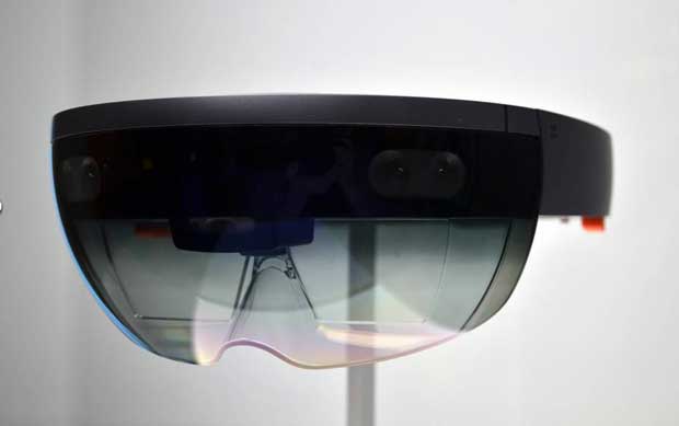 Microsoft : des privilégiés ont pu tester les lunettes holographiques HoloLens