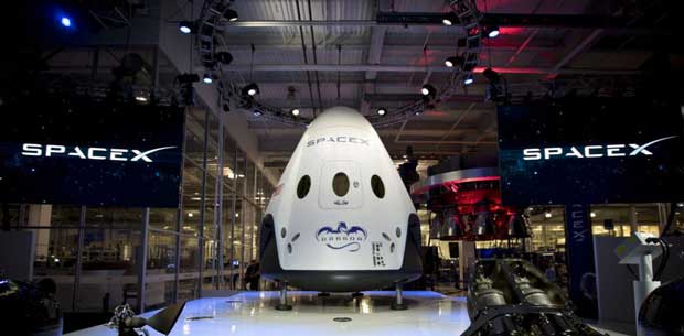 Pourquoi Elon Musk éjecte les astronautes de ses fusées