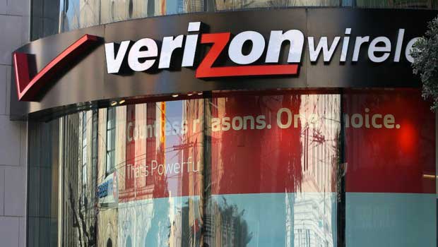 Verizon rachète AOL et le HuffPost pour 4,4 milliards de dollars