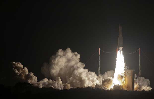Décollage de la fusée Ariane 5, en octobre 2014, à Kourou, en Guyane française.