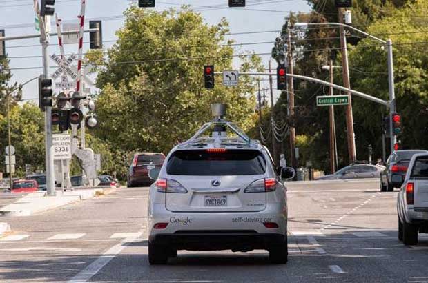 Un ancien directeur de Hyundai pilotera les voitures autonomes de Google