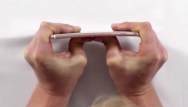 Est-ce que l'iPhone 6S est plus résistant au pliage que l'iPhone 6 ?