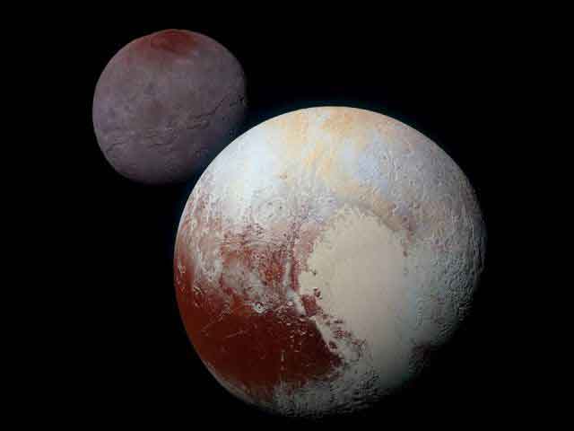Pluton et sa lune Charon sont très différents, et cela malgré une formation en même temps. (NASA / JHUAPL / SwRI)