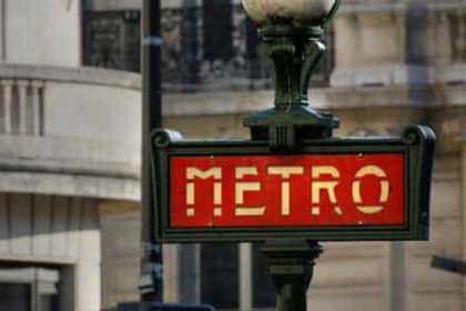 70 000 kilomètres de fibre optique se cachent dans le métro parisien