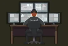Illustration d'un professionnel de la sécurité surveillant plusieurs écrans de contrôle.