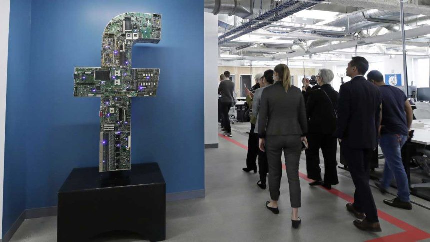 Scandale Facebook : des données de millions d'utilisateurs Facebook stockées sur cloud Amazon sans protection !