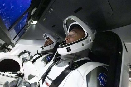 Les astronautes Bob Behnken et Doug Hurley avant leur voyage dans l'espace le 27 mai 2020