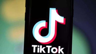 TikTok est une application assez populaire auprès des adolescents. Il permet d'ajouter de la musique et des effets à des vidéos courtes.