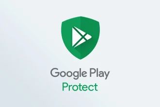Logo de sécurité Google Play Protect affichant un bouclier vert et le symbole Play