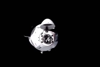 NASA et SpaceX reportent le retour sur Terre de leur première mission vers l'ISS