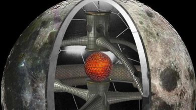 Les scientifiques soviétiques ont confirmé que le satellite est une structure artificielle construite par une culture extraterrestre.