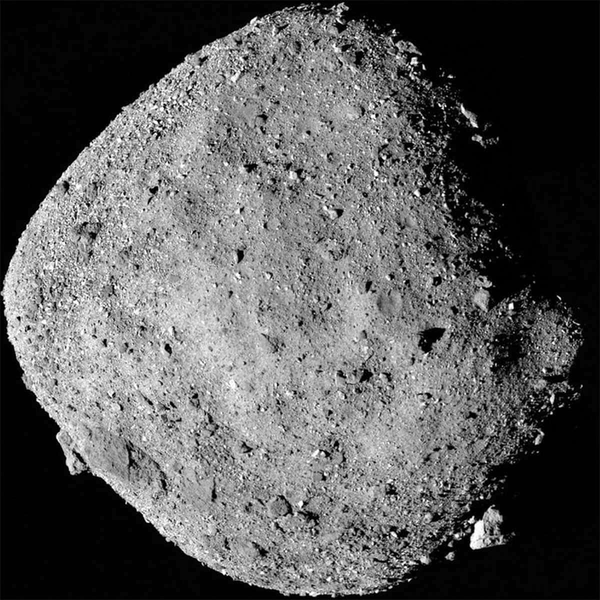 Bennu est une photo de l'astéroïde Bennu. 2 décembre 2018.