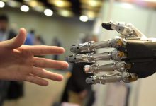 De nombreuses personnes ont de nombreux doutes quant au niveau de confiance dans les robots