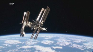 Le dirigeant de l'Agence spatiale russe a menacé de larguer l'astronaute américain Mark Vande Hei à la Station spatiale internationale dans une vidéo diffusée sur les médias sociaux.