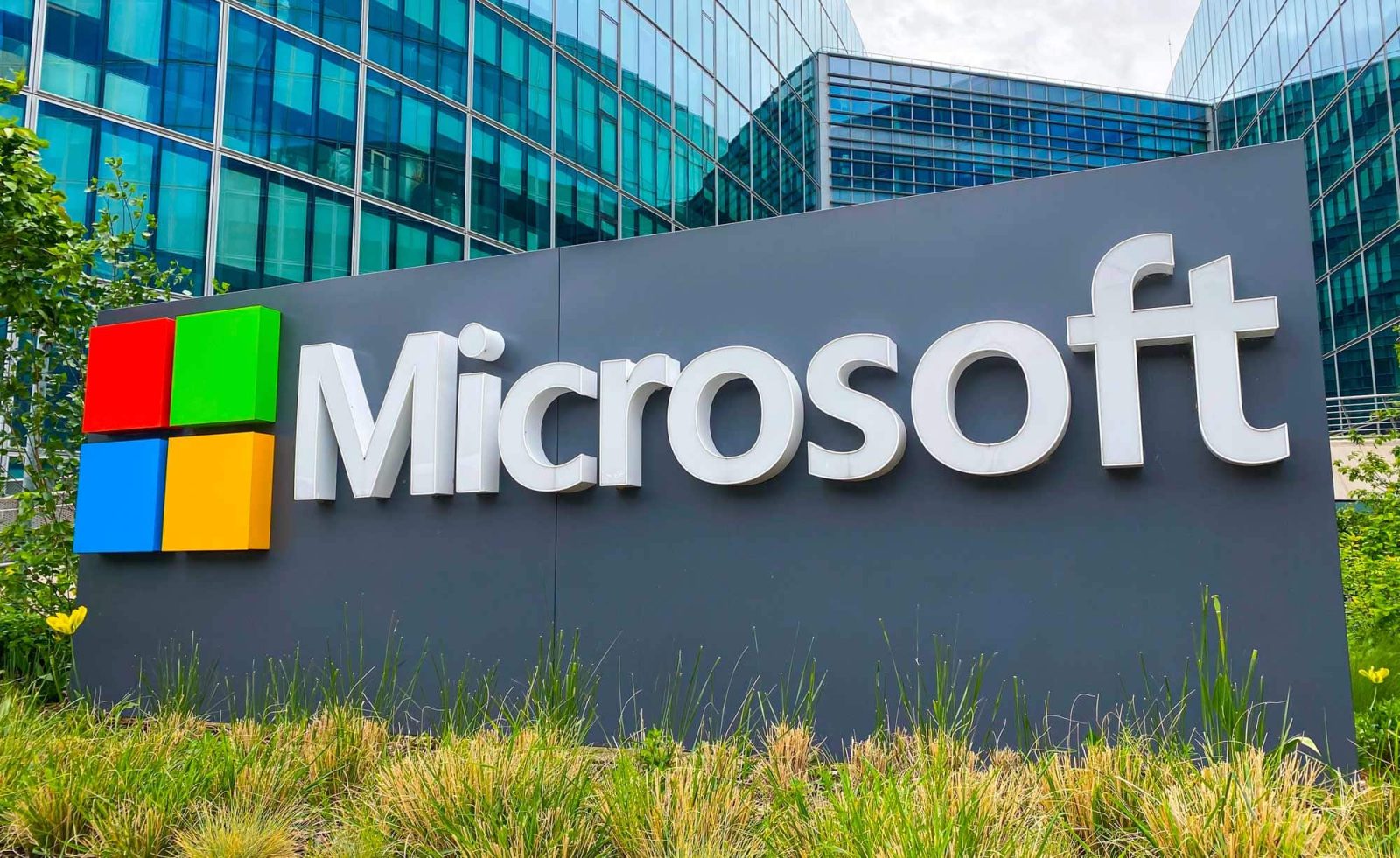 Microsoft annonce des licenciements massifs en réponse aux conditions macroéconomiques et à l'évolution des priorités des clients