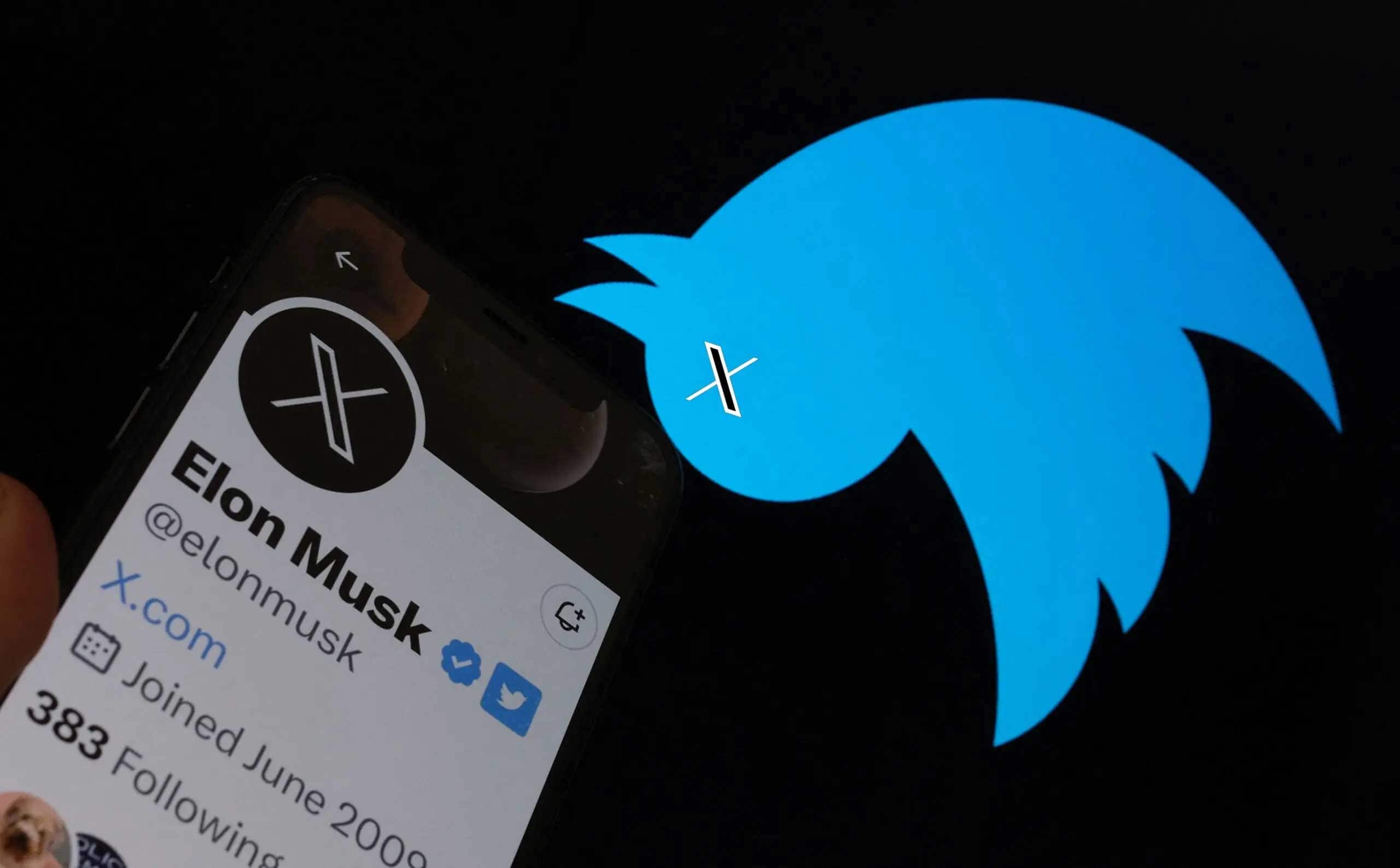 Elon Musk rebaptise Twitter “X” : tout ce qu’il faut savoir