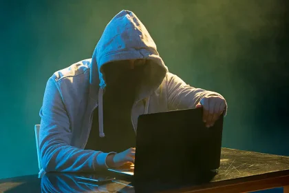 Arnaque à l'identité numérique : vigilance avec France Identité