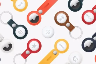 AirTags Apple colorés avec porte-clés personnalisés, utilisés pour la localisation d’objets et la prévention du vol via le réseau Find My.