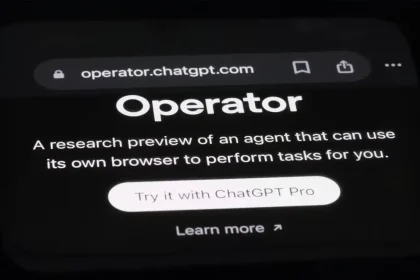 Interface ChatGPT Operator : Agent IA autonome avec navigateur web intégré