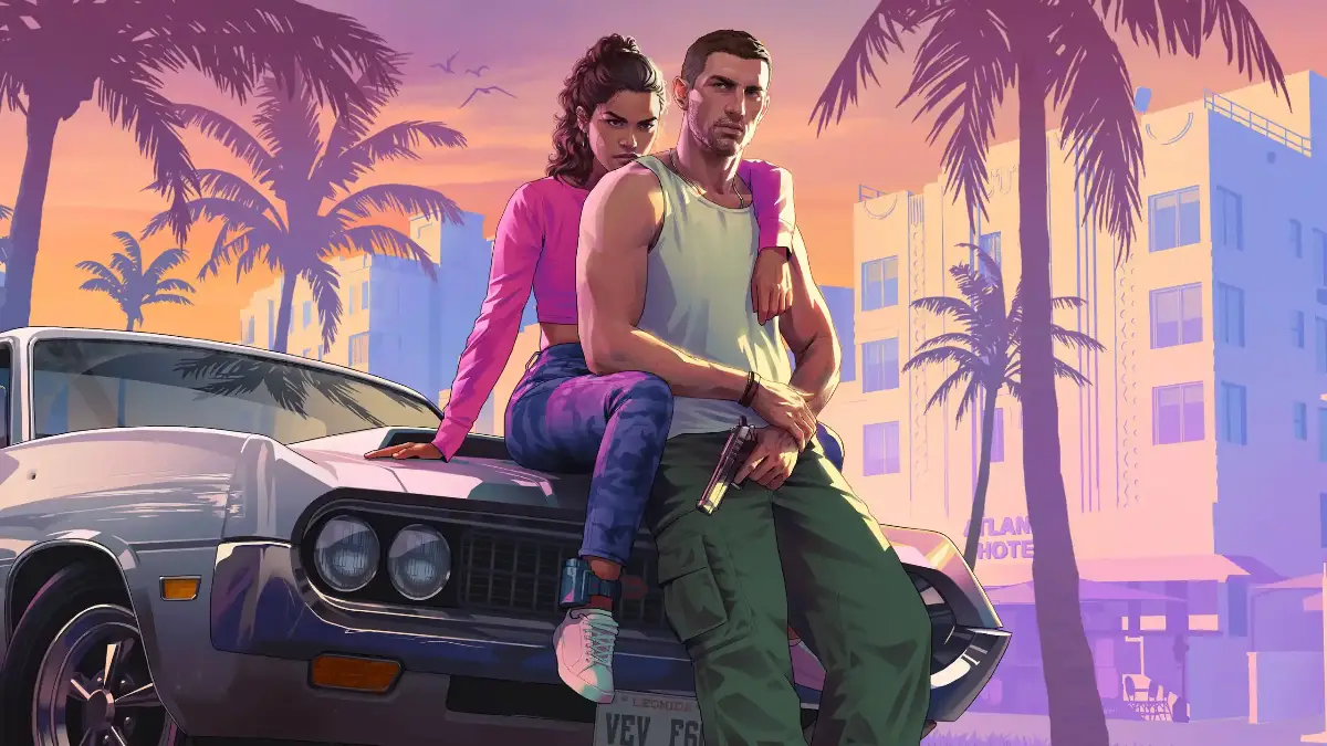 Jason et Lucia, les deux protagonistes de GTA 6, posent devant une voiture dans un décor urbain rétro.