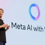 Mark Zuckerberg présente Meta AI with Voice lors d’une conférence, en évoquant les amis virtuels et l’IA conversationnelle.