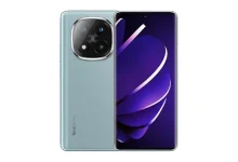 Vue avant et arrière du smartphone Xiaomi Redmi Note 14 Pro, modèle bleu clair, avec écran AMOLED et triple capteur photo