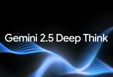 Logo Gemini 2.5 Deep Think sur fond noir animé d’ondes bleues stylisées.