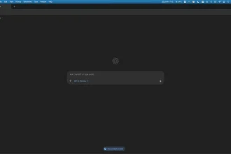 Nouvel onglet de ChatGPT Atlas sur macOS avec champ de requête central et rappel définir comme navigateur par défaut.