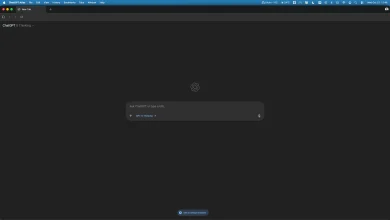 Nouvel onglet de ChatGPT Atlas sur macOS avec champ de requête central et rappel définir comme navigateur par défaut.