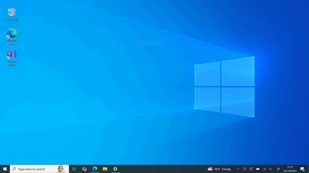 Bureau de Windows 10 affichant le menu Démarrer et les icônes principales.
