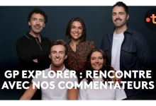 Les commentateurs du GP Explorer 3 posent ensemble pour France Télévisions