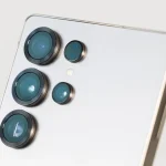 module photo arrière du Samsung Galaxy S26 Ultra avec quatre capteurs circulaires alignés verticalement